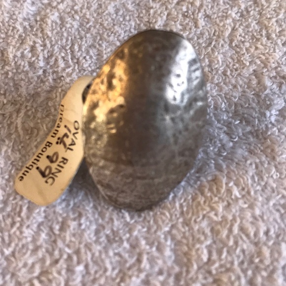 Sold Oval ring - Picture 2 of 3